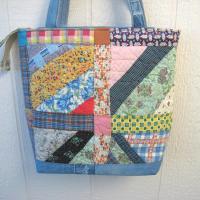 Granny Quilt Tote #2, Upcycled Vintage Scrap Patchwork Bag with Zipper, USA Hand Made