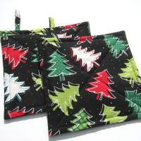 Christmas Trees Potholders, Red, Green, White Holiday Quilted Hot Pads, USA Handmade Housewarming, Hostess Gift, Stocking Stuffer