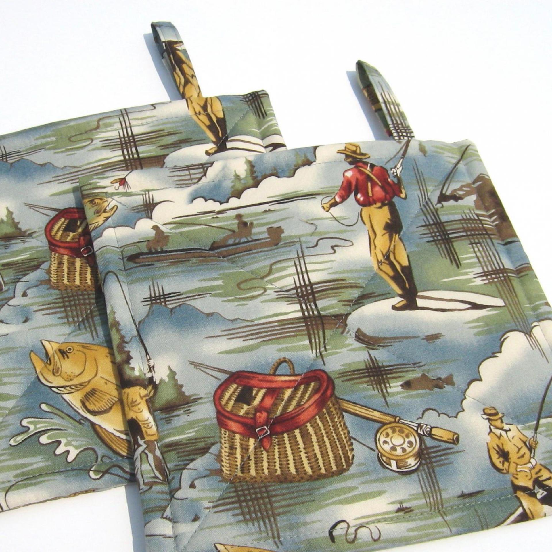 Fishing Potholders, Quilted Hot Pads Fisherman's Gift, Boat & Cabin Décor, Handmade Housewarming Gift