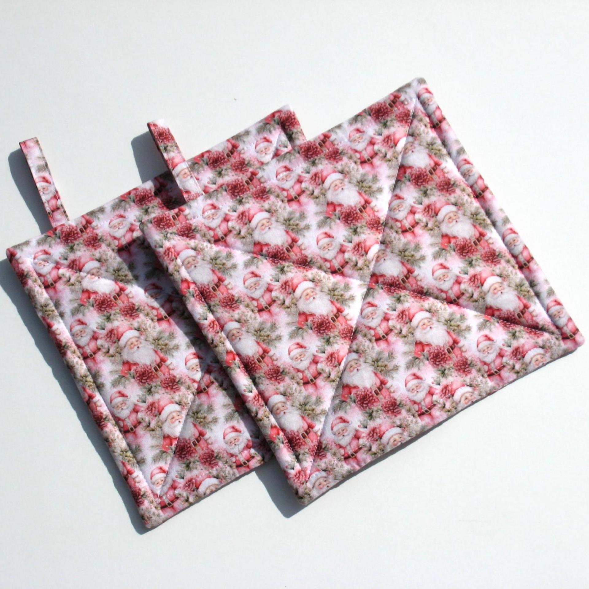 Pink Christmas Potholders, Retro Mini Santa Quilted Hot Pads, USA Handmade Stocking Stuffer, Hostess Bringsel, Wrapped for Gift Giving