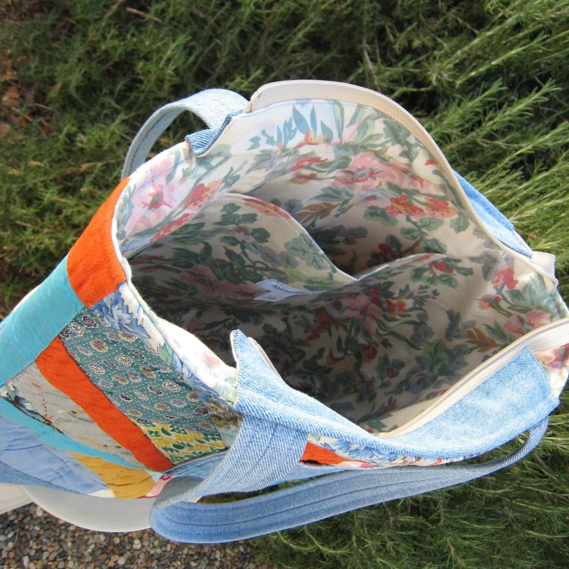 Granny Quilt Tote #1, Upcycled Vintage Scrap Patchwork Bag with Zipper, USA Hand Made