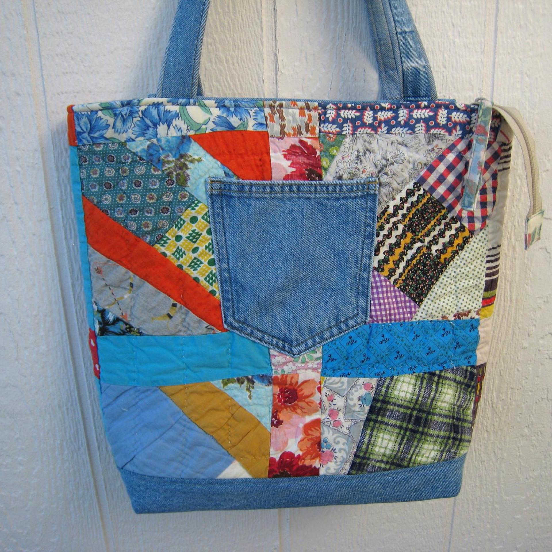 Granny Quilt Tote #1, Upcycled Vintage Scrap Patchwork Bag with Zipper, USA Hand Made