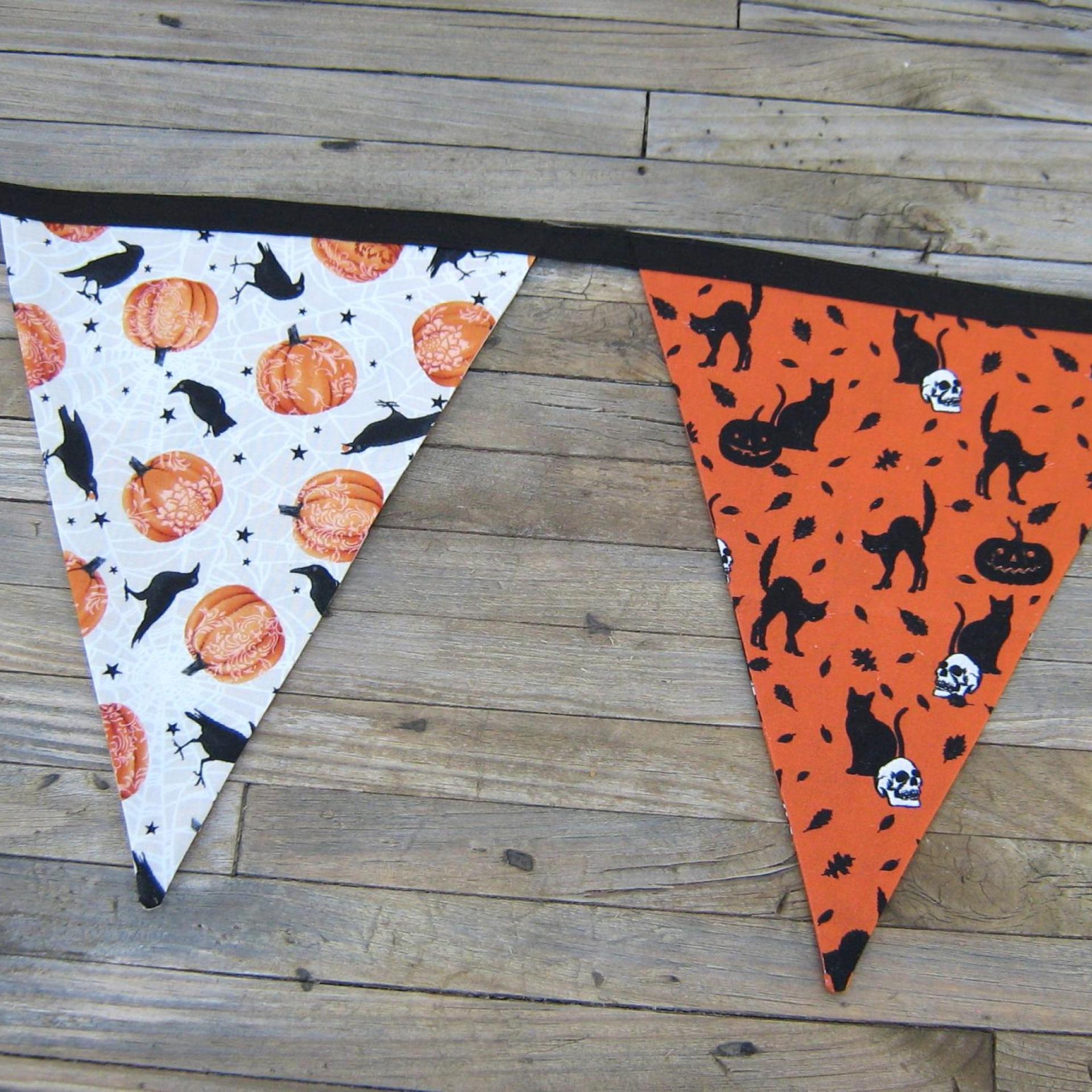 Halloween Bunting, Haunted House Décor, Spooky Party Garland, Halloween Fabric Banner