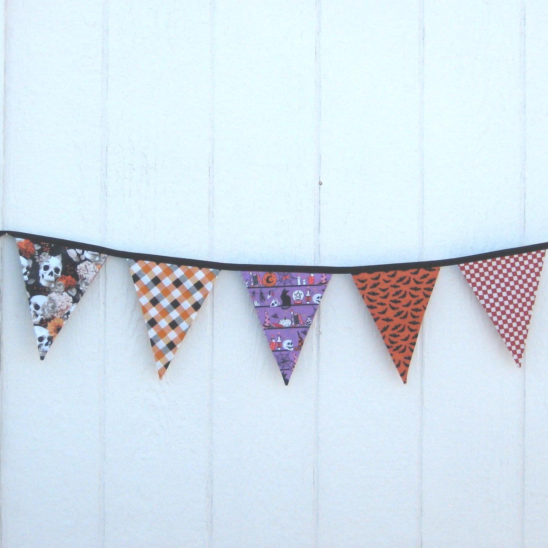 Halloween Bunting, Haunted House Décor, Spooky Party Garland, Halloween Fabric Banner