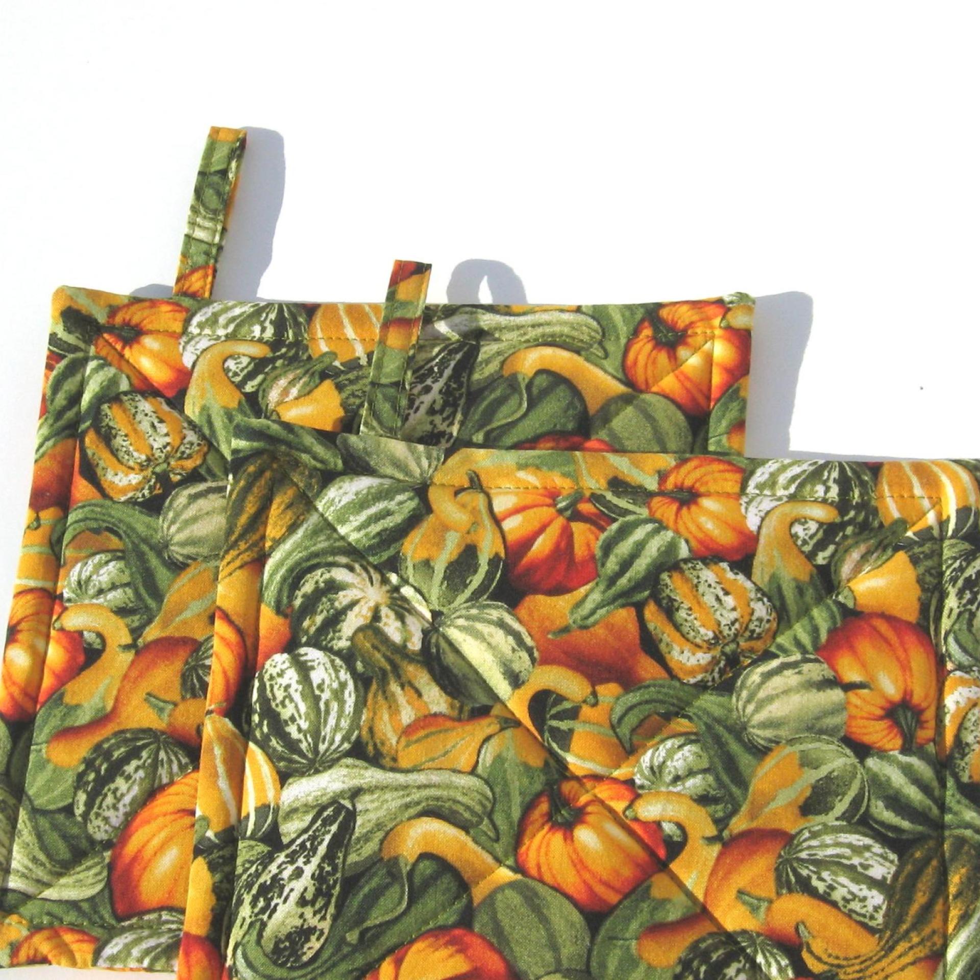 Pumpkins and Gourds Potholders. Gold and Green Quilted Hot Pads. USA Hand Made for Housewarming, Hostess Gift