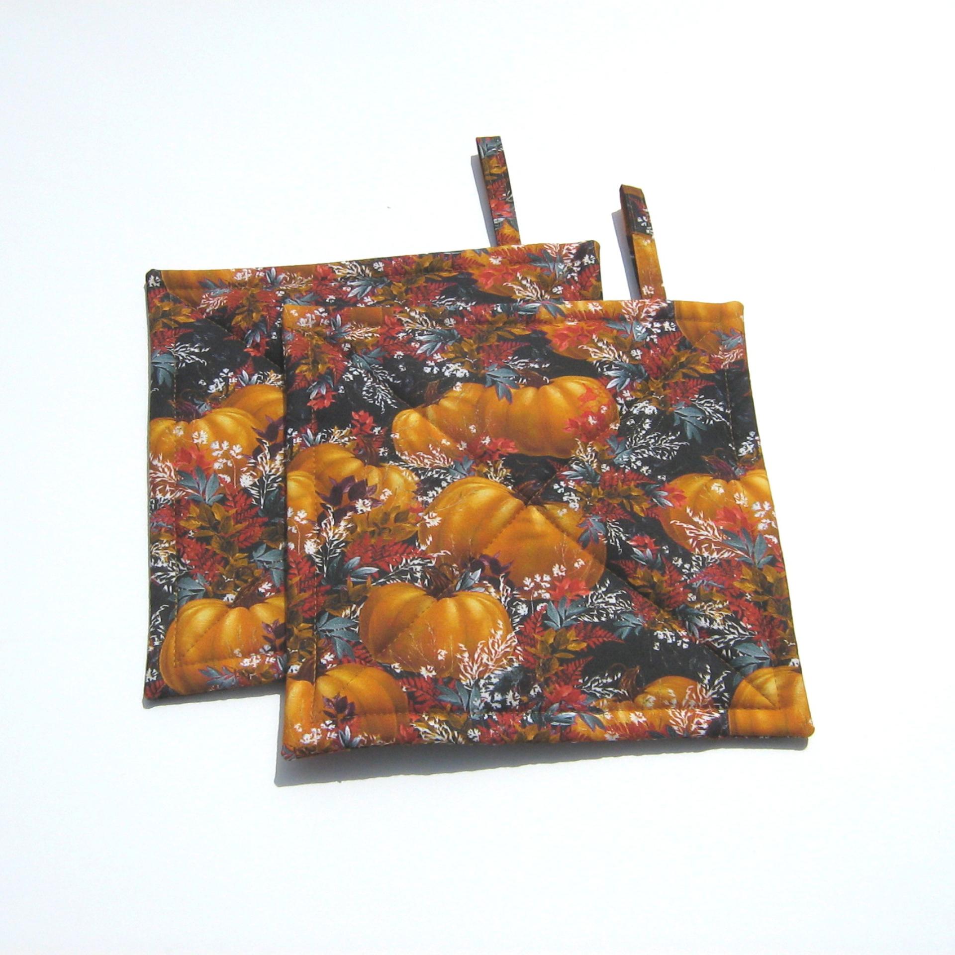 Pumpkins with Autumn Leaves and Grasses Potholders, Fall Color Foliage Quilted Hot Pads, USA Handmade Housewarming or Hostess Gift