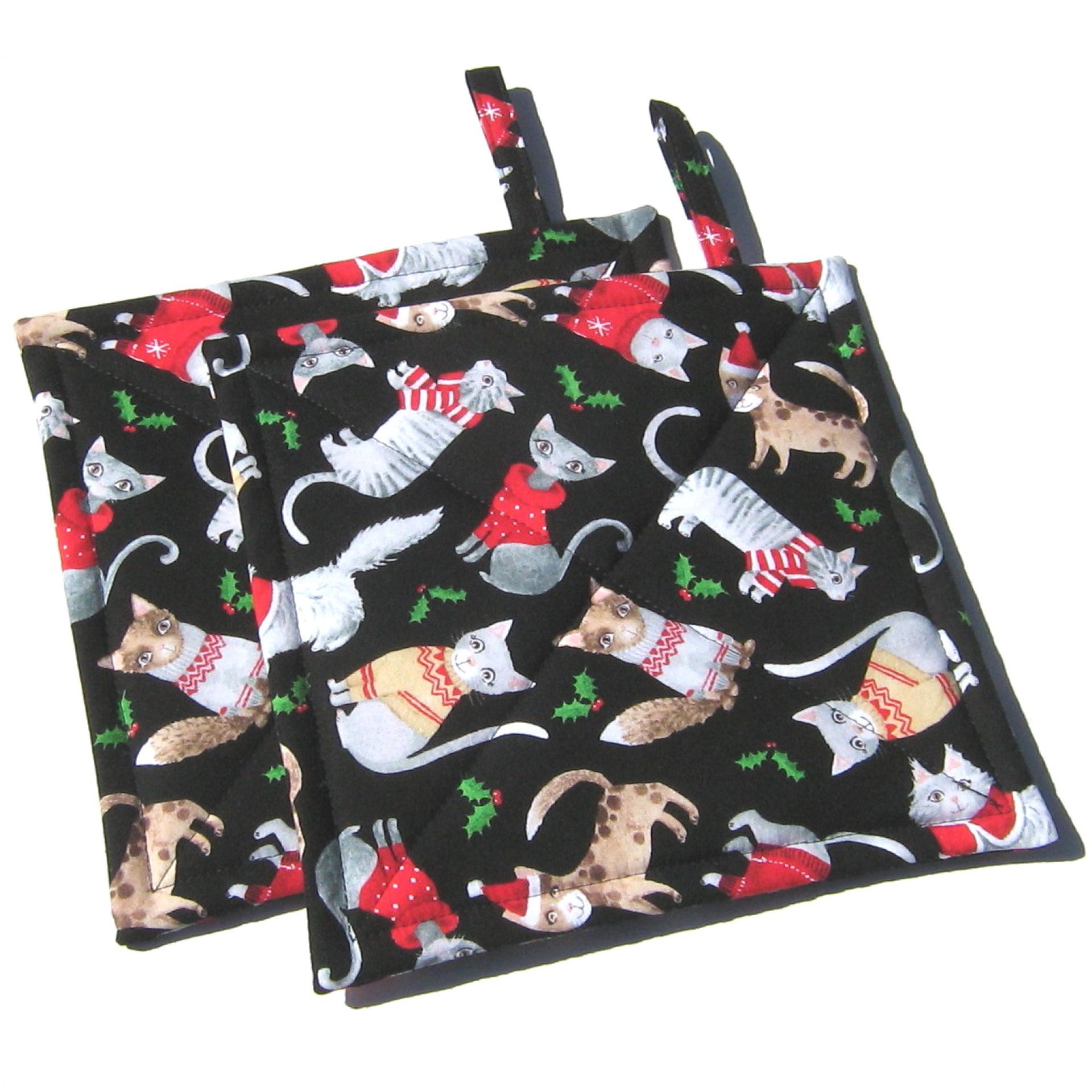 Holiday Cats Potholders, Whimsical Christmas Cats in Sweaters, Quilted Hot Pads for Housewarming and Hostess Gift, Stocking Stuffer