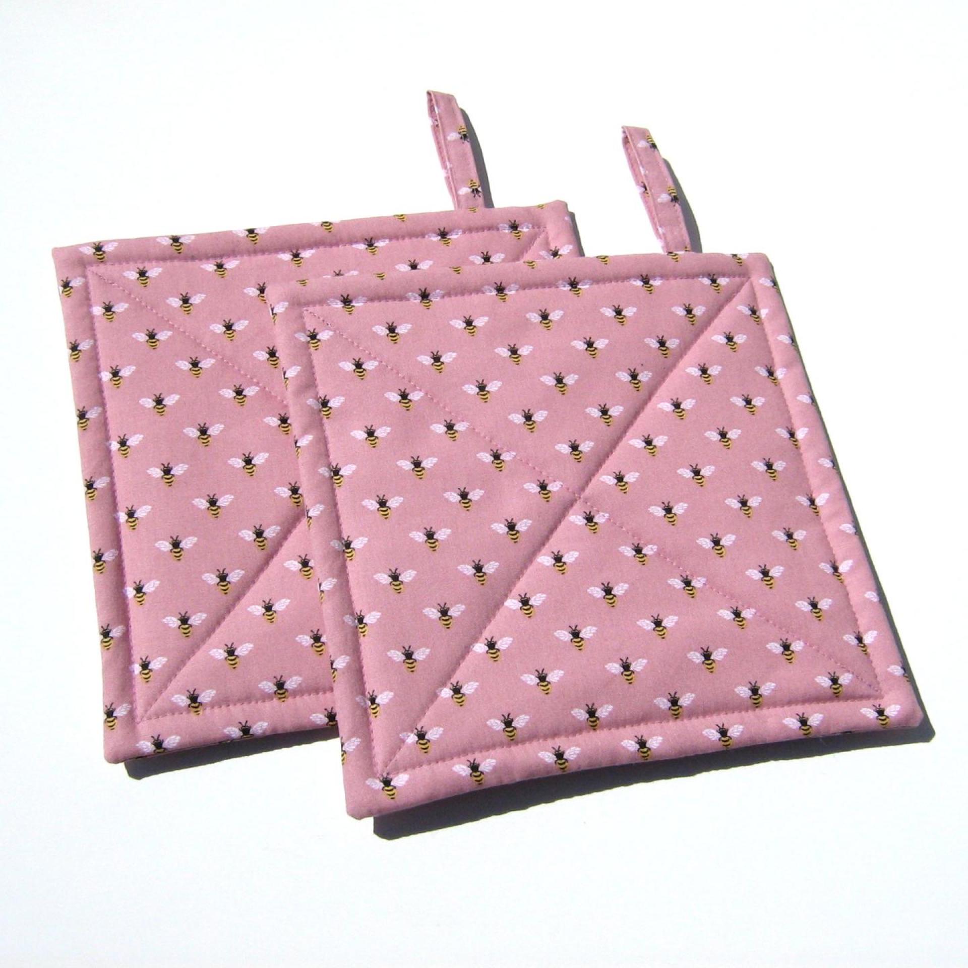 Potholders with Bees on a Dusty Pink Background, Quilted Handmade Hot Pads, Mother's Day or Beekeeper Gift 