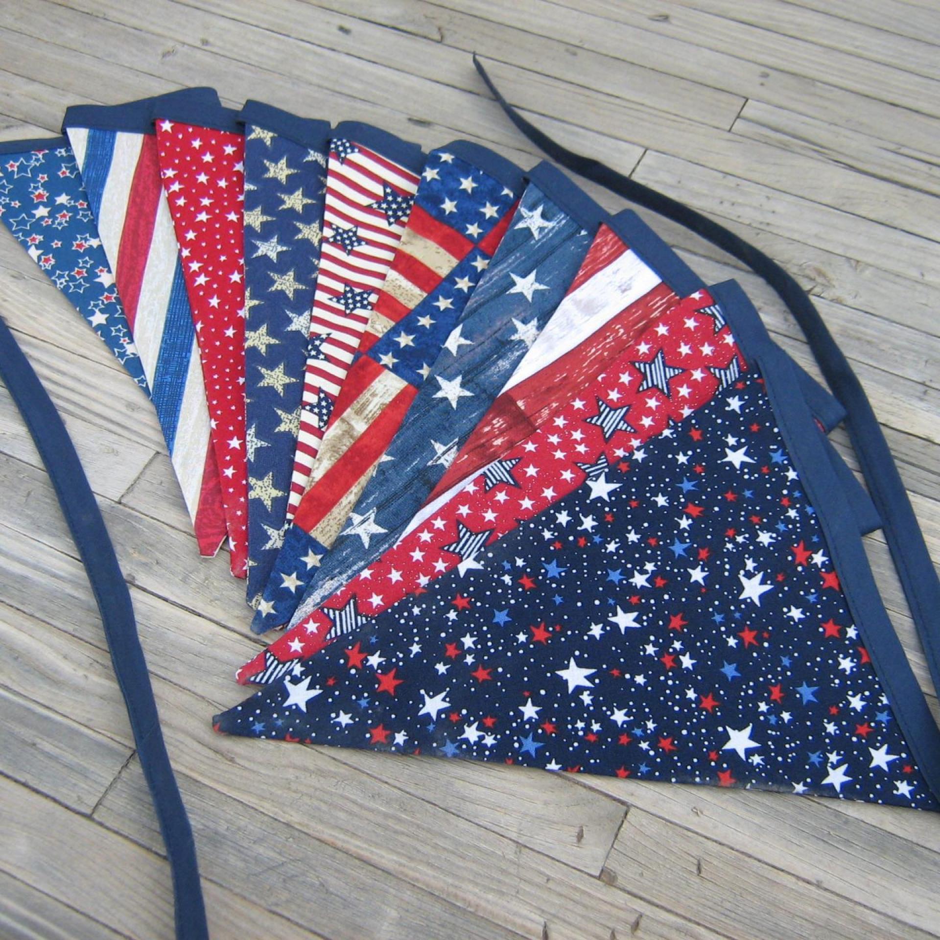 4th of July Banner, Red White and Blue Independence Day Decoration, Stars & Stripes Pennant for Patio and Porch, Patriotic Home Décor