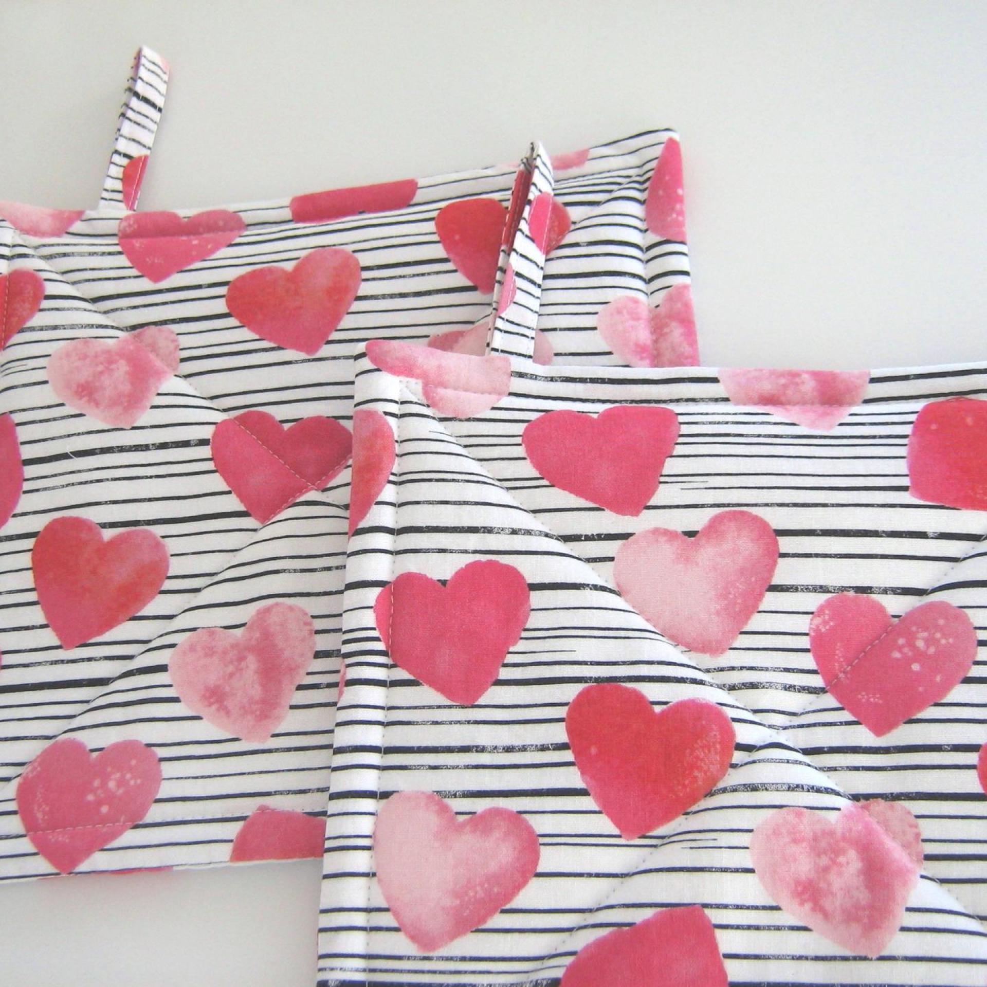Valentine Potholders, Pink Hearts, Black White Stripes Quilted Hot Pads, USA Handmade Gift, Housewarming, Hostess, Sweetheart Gift